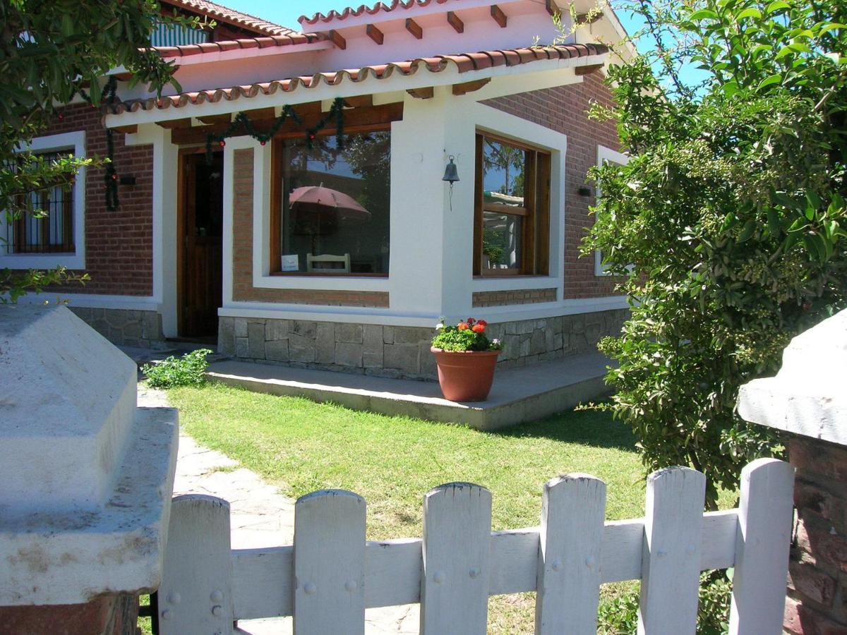 Bed and Breakfast La Soleada Mina Clavero Exterior foto